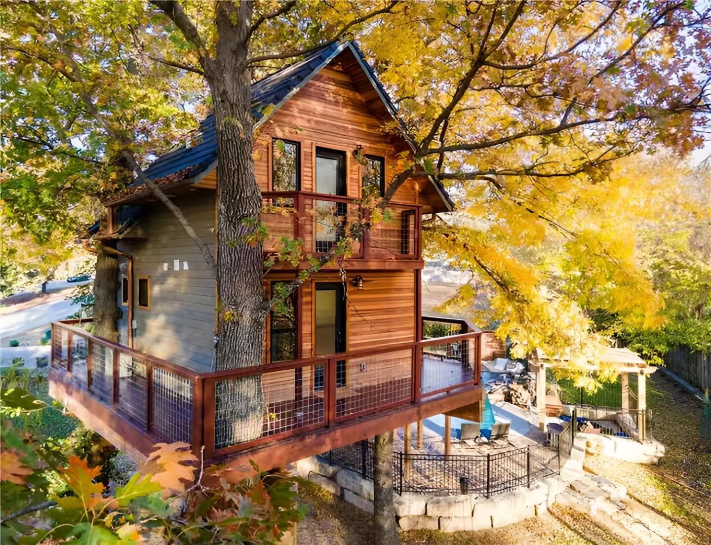 The Tree House In เบนตันวิลล์ ภายนอก รูปภาพ