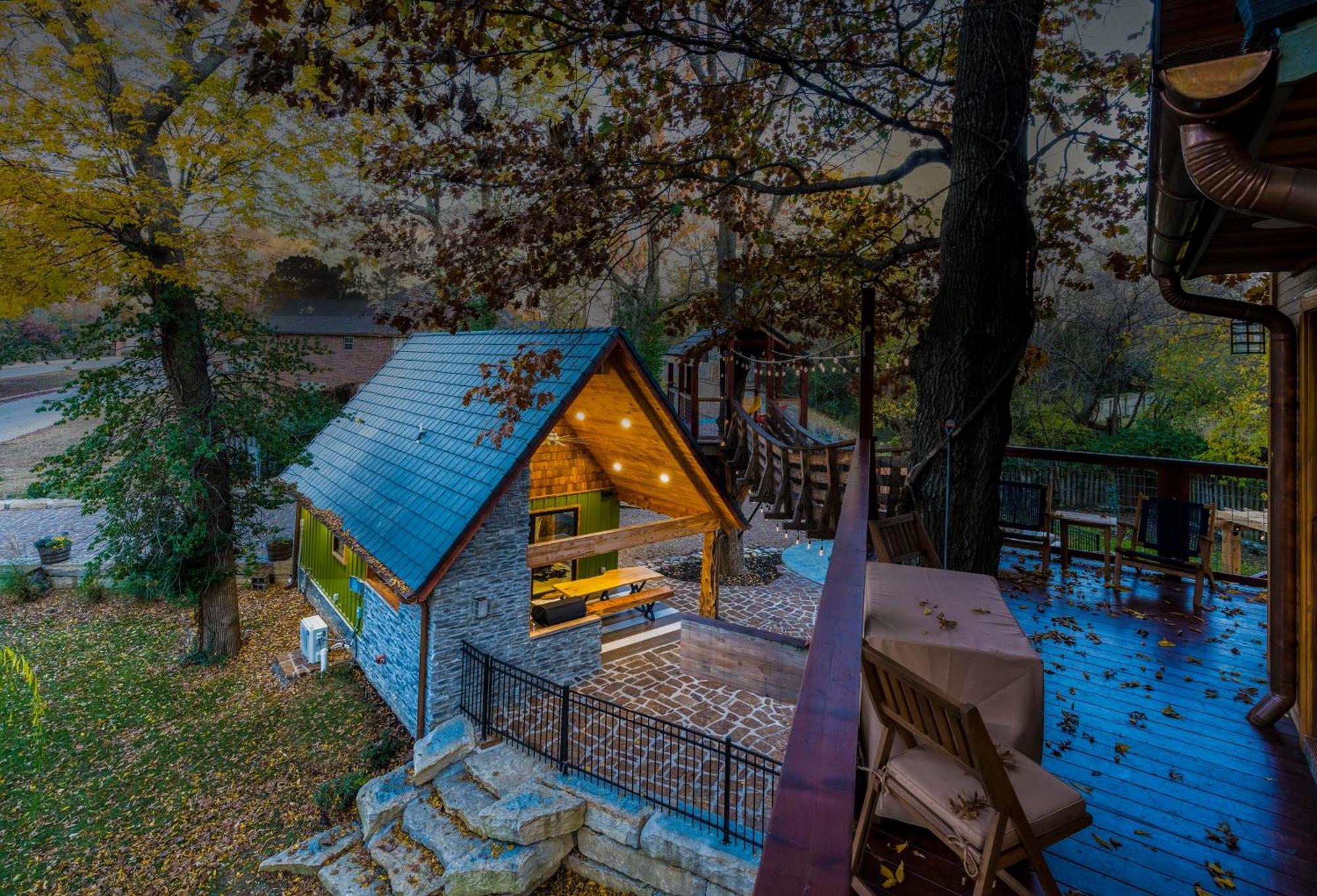 The Tree House In เบนตันวิลล์ ภายนอก รูปภาพ