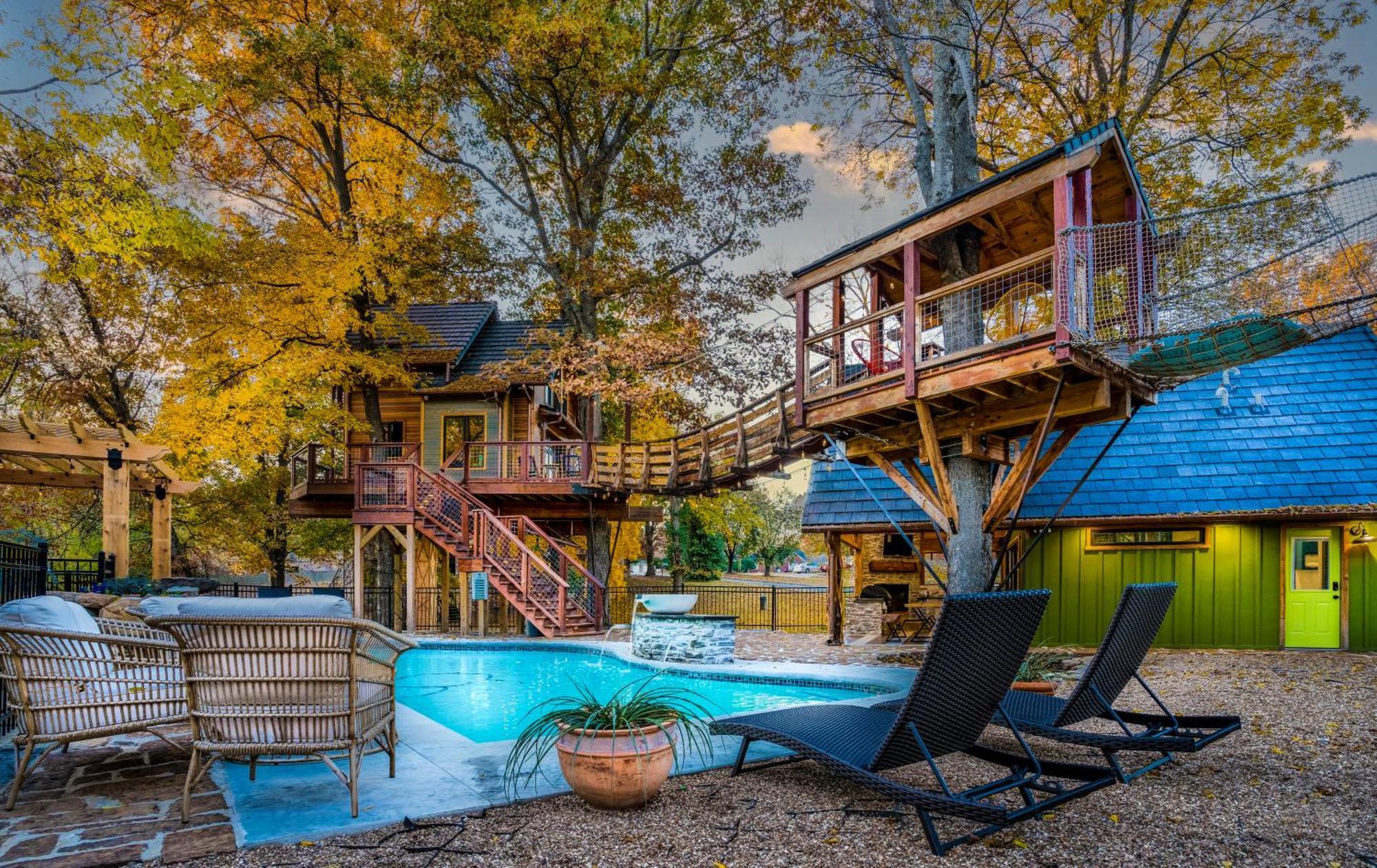 The Tree House In เบนตันวิลล์ ภายนอก รูปภาพ